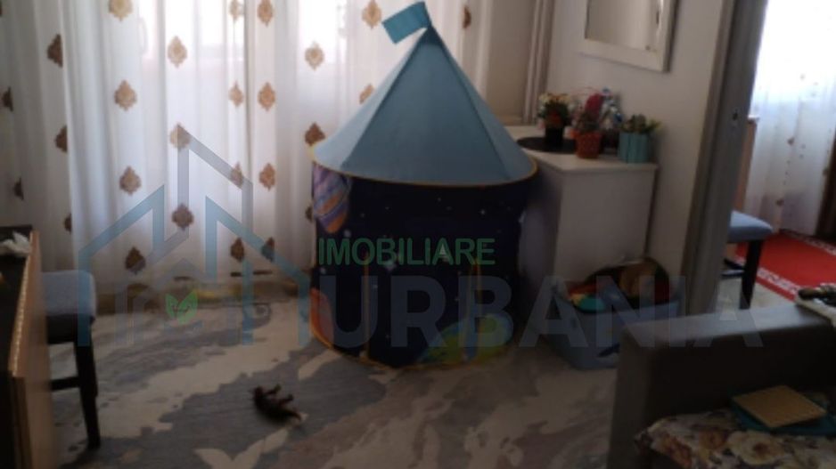 Apartament 3 camere, Tătărași, etaj 2/4 - Poză 4