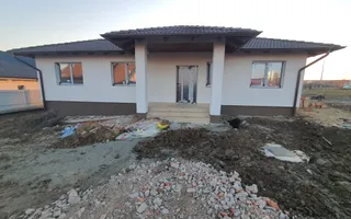 Casă la cheie pe 1 nivel 4cam. 2 bai,1 dresing 650 mp. teren - Poză 12