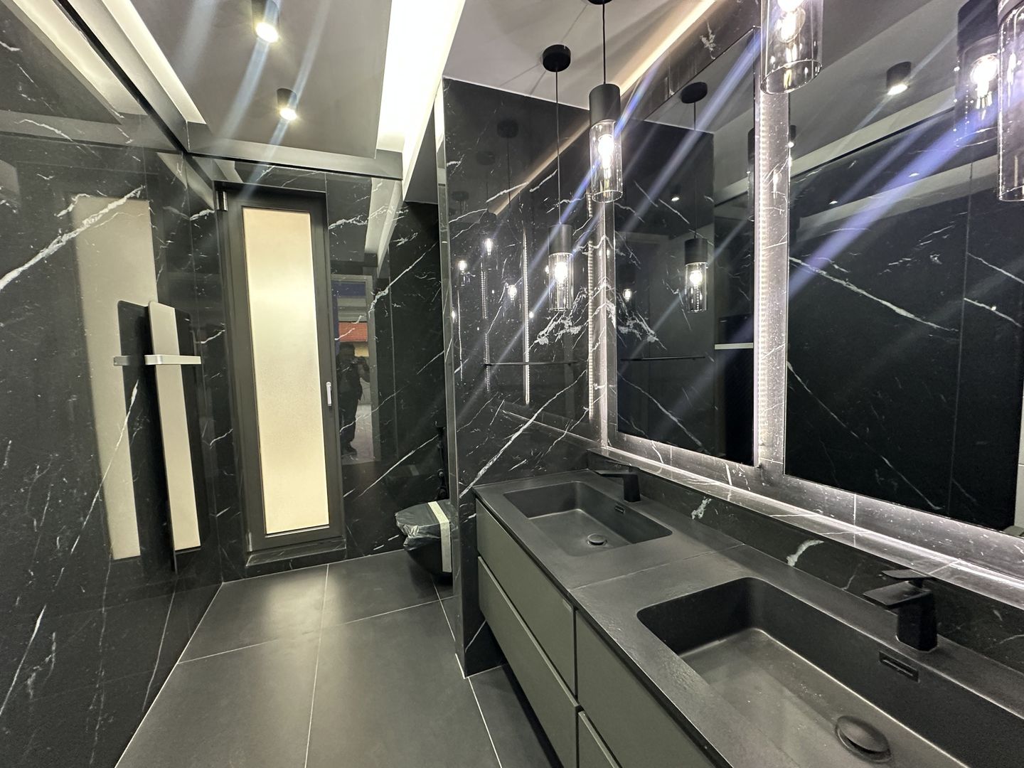 VIla S+P+1+M | Teren de 1000mp | Lift Interior | Finisata Complet - Poză 15