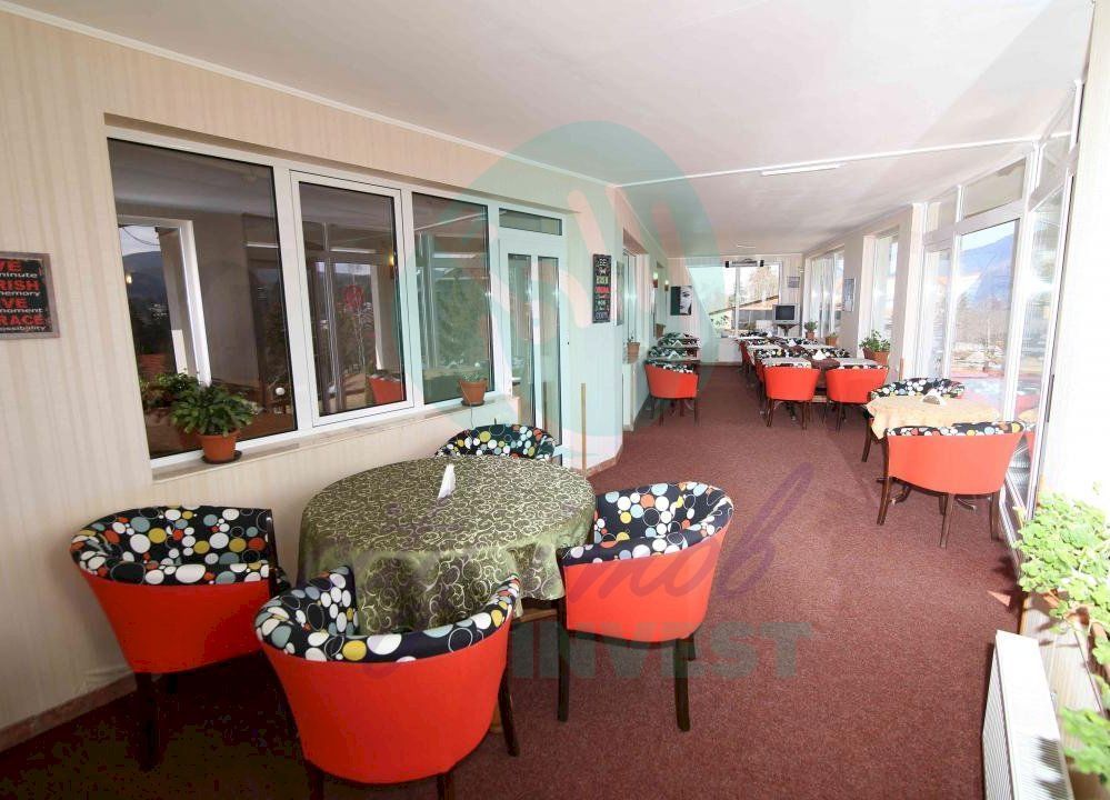 Vila cu 24 de camere cu priveliste superba ideal investitie in PREDEAL - Poză 44