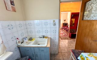 Apartament luminos, bine întreținut cu 3 camere, Carpați 1 - Poză 10