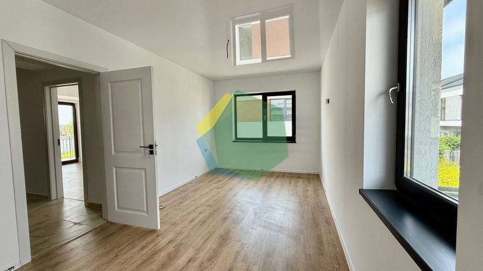 Vila duplex moderna nouă în Otopeni | Curte 160mp | Mutare imediată - Poză 14