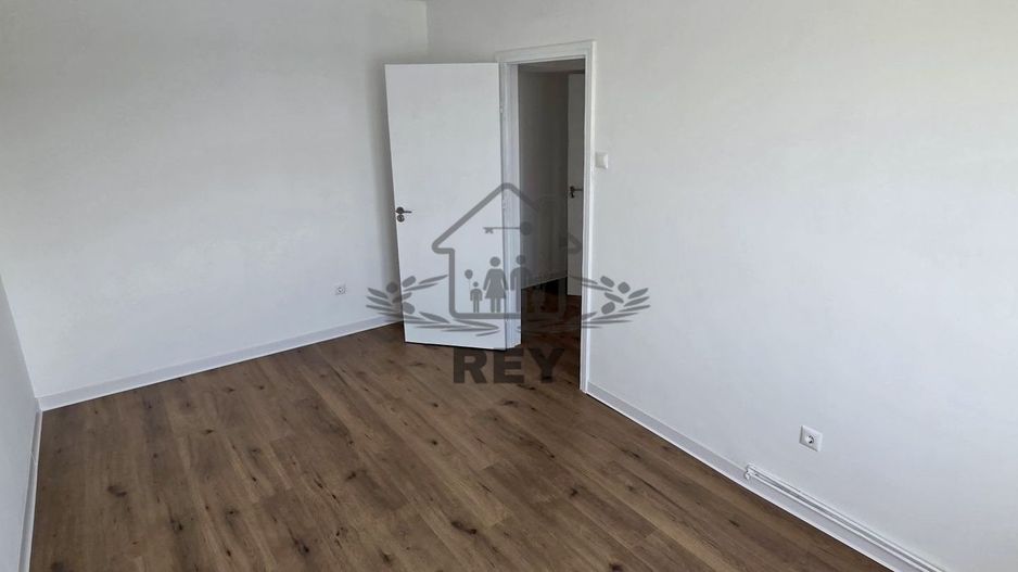 Apartament 2 camere de vanzare zona Terezian | Central - Poză 2