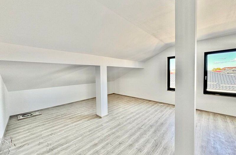 Vila 5 camere Otopeni Central - Poză 24