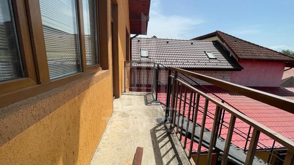 Casă de vânzare în zona Piața Cluj - Poză 6