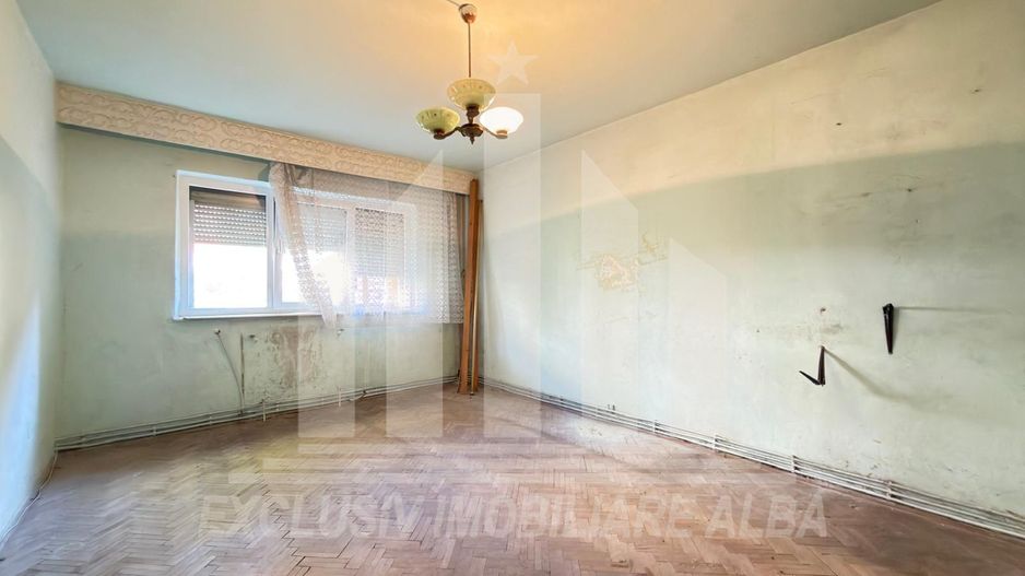 Apartament 2 camere | 50 mp | De renovat | Cetate-Mercur - Poză 1