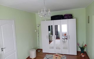 Apartament 2 Camere | Semidecomandat | Balcon Închis | Etaj 3 - Poză 1