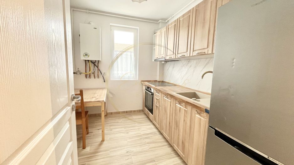 OCAZIE | Apartament 4 camere cu mansarda - 85 mp - Poză 8