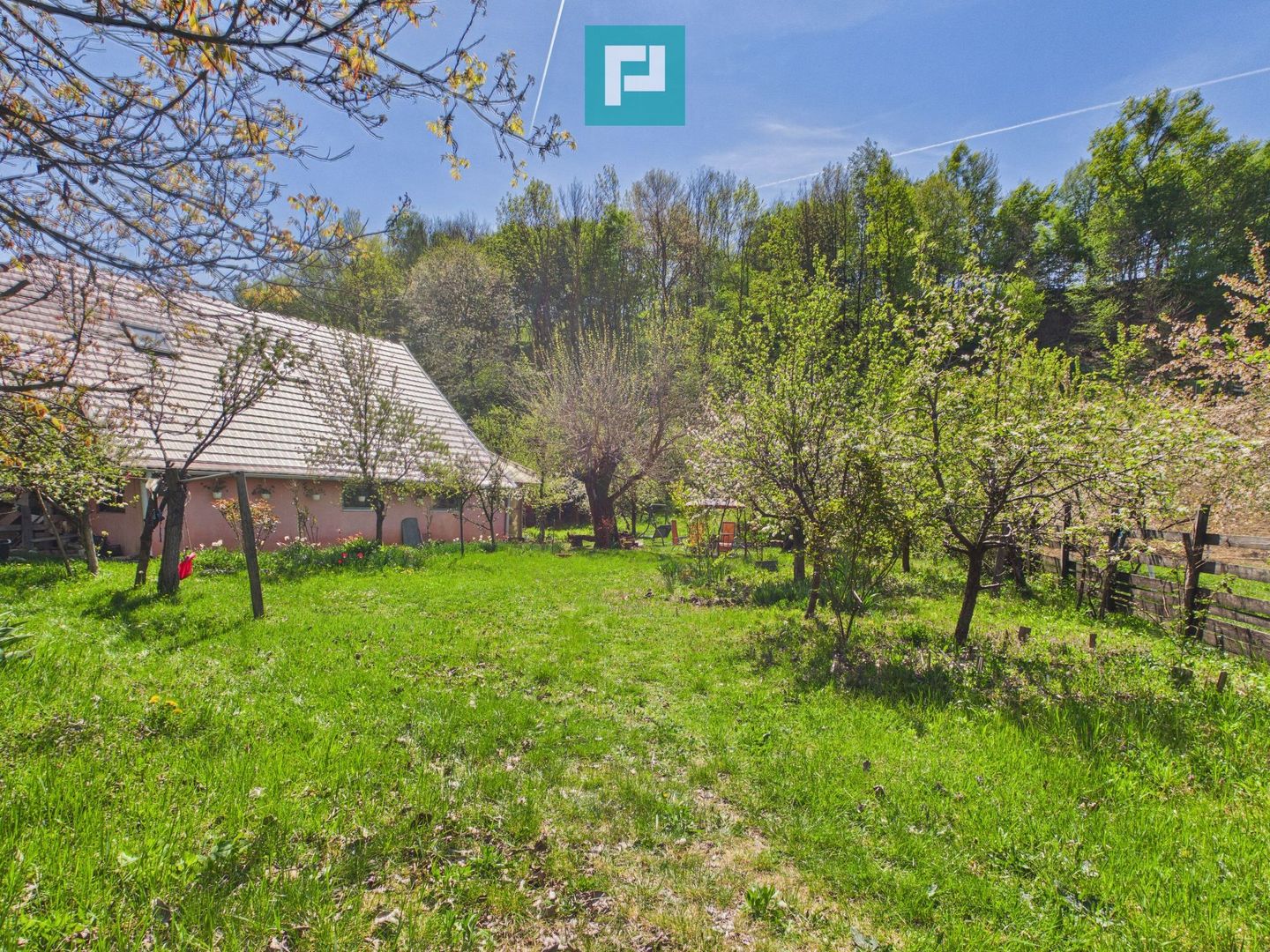 Casă Câmpani, 8000 mp teren, la poalele Apusenilor - Poză 19