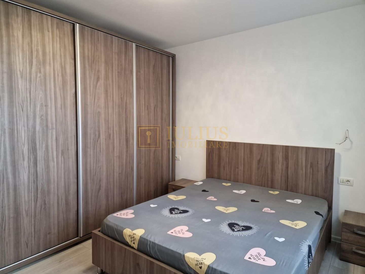 Apartament in zona Zone Cafe 2 - Poză 4