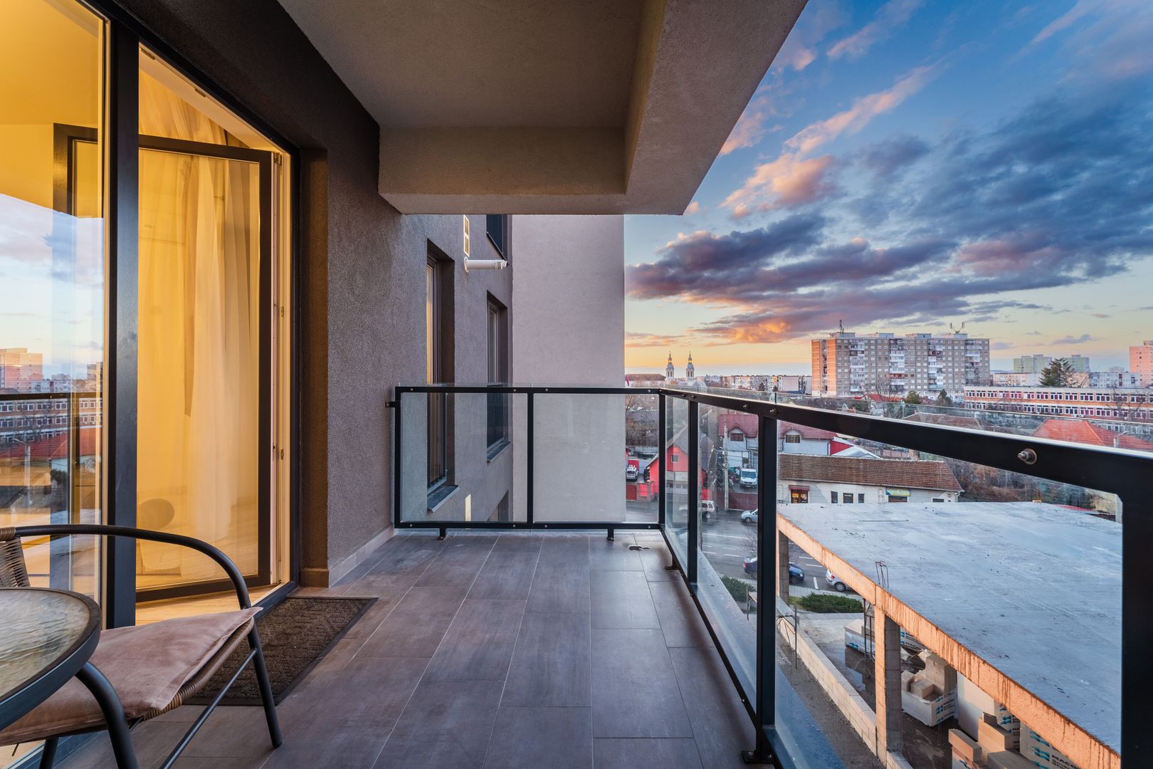 Apartament la Adora de închiriat - Poză 5