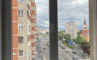 Apartament cu 3 camere | Magheru | Oradea - Poză 1