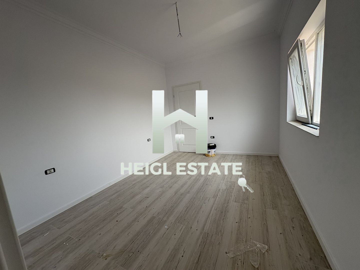 Duplex cu 4 camere pe parter in Mosnita langa asfalt - Poză 2