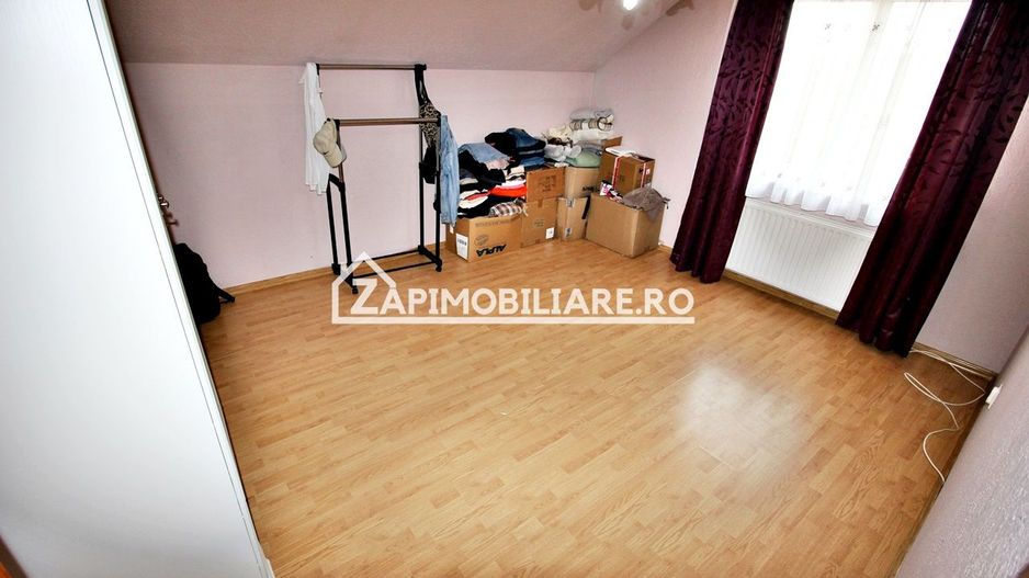Casa 4 camere,2 bai,1 garaj,150mp,688 mp teren, 0% comision - Poză 5