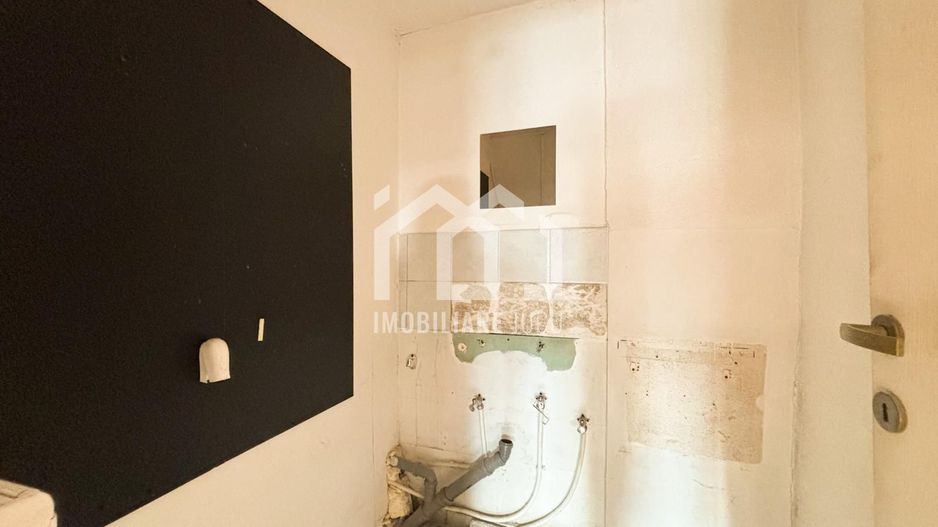 Spatiu de inchiriat 400MP Inaltimea de 4m Jucu de Mijloc - Poză 12