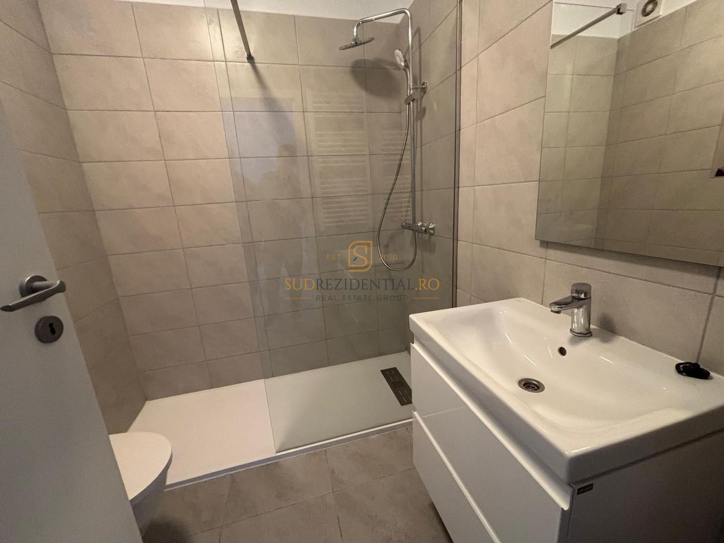 De inchiriat apartament 2 camere decomandat,  The Grand Kristal - Poză 9