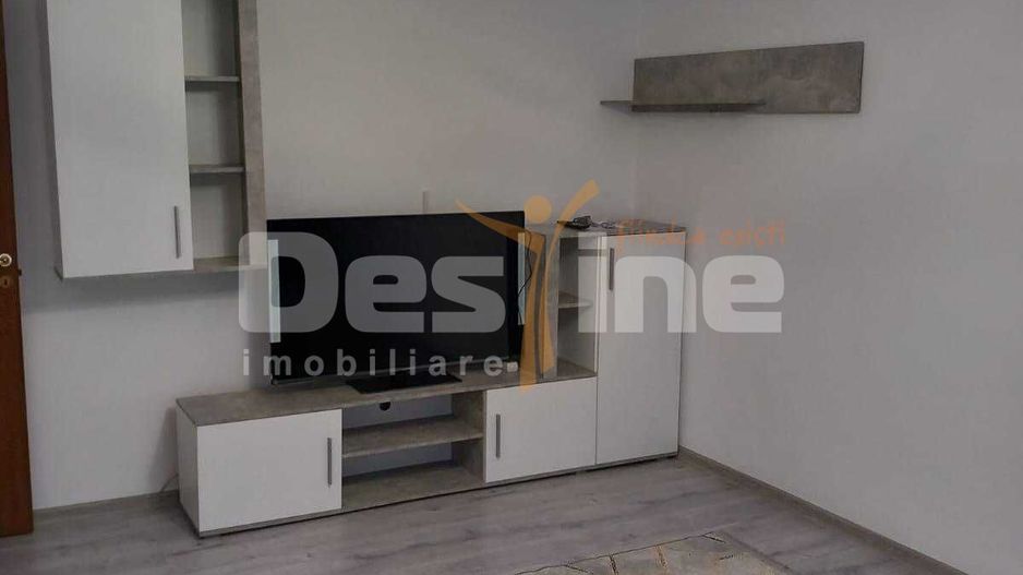 Apartament decomandat cu 2 camere de închiriat, zona Casa de Cultură - Poză 1