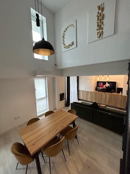 Penthouse cu Loft, Design Contemporan & Priveliste superba - Poză 12