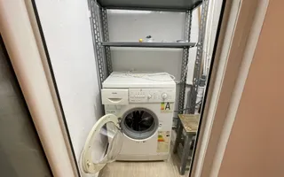 Apartament spațios cu două camere, etajul 4 cu acoperiș. - Poză 11