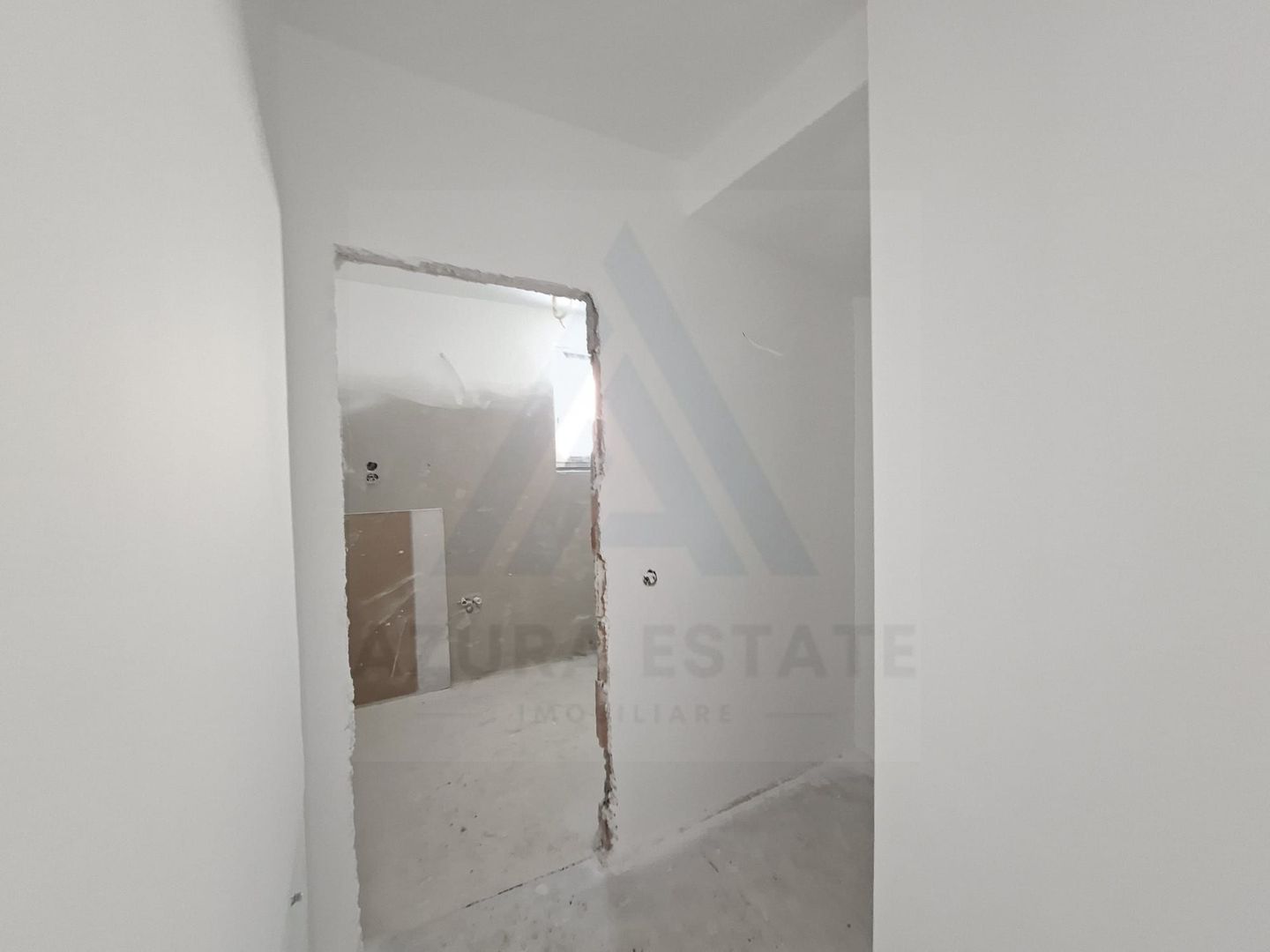 Casa moderna 3 camere 2 bai si curte 170 mp in zona Arhitectilor - Poză 6