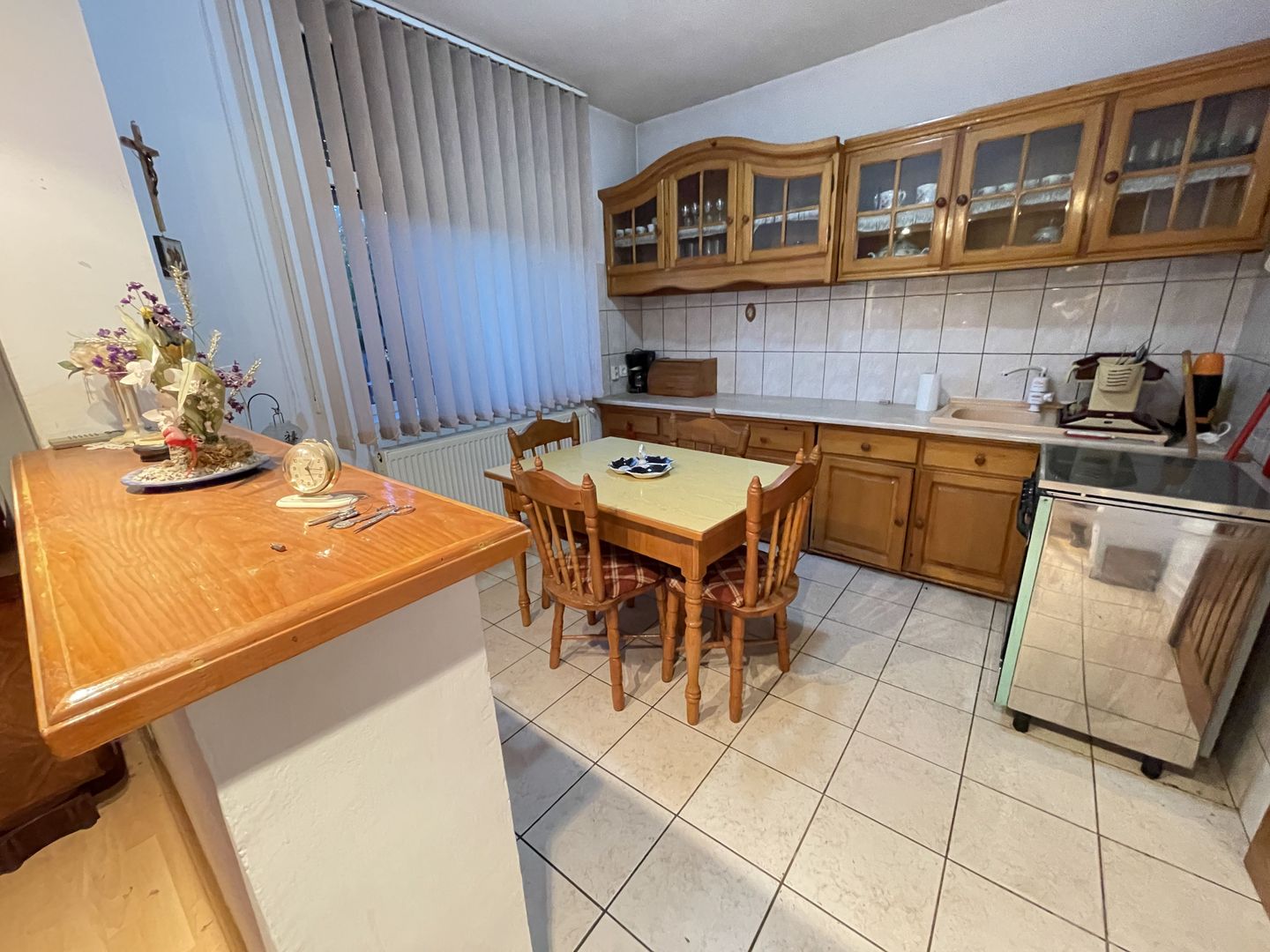 Casa P+1E,pozitie excelenta -zona Mehala - Poză 8