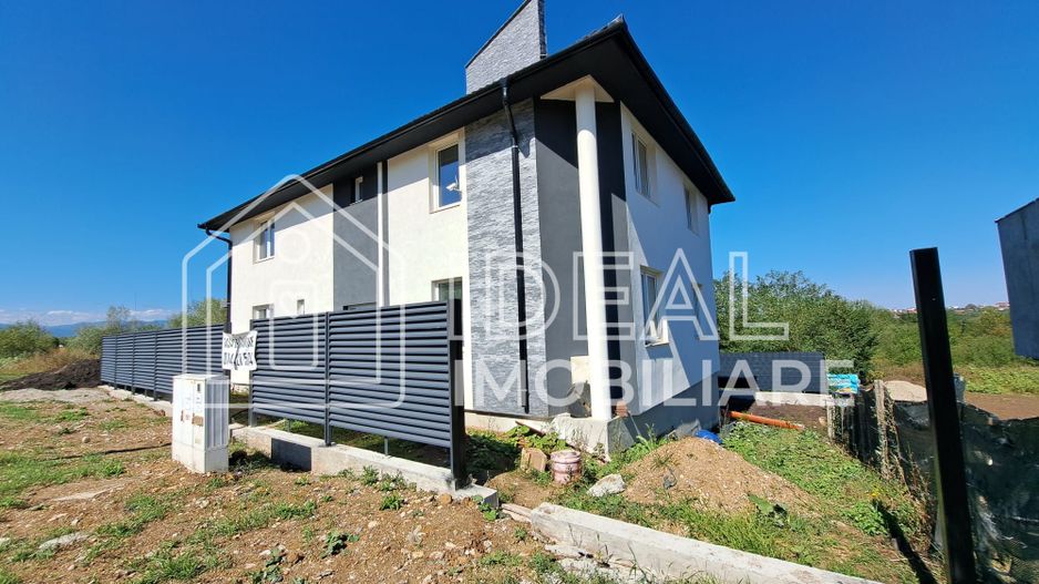 Casa Individuala LA CHEIE cu 250 mp utili, zona Strand - Poză 3