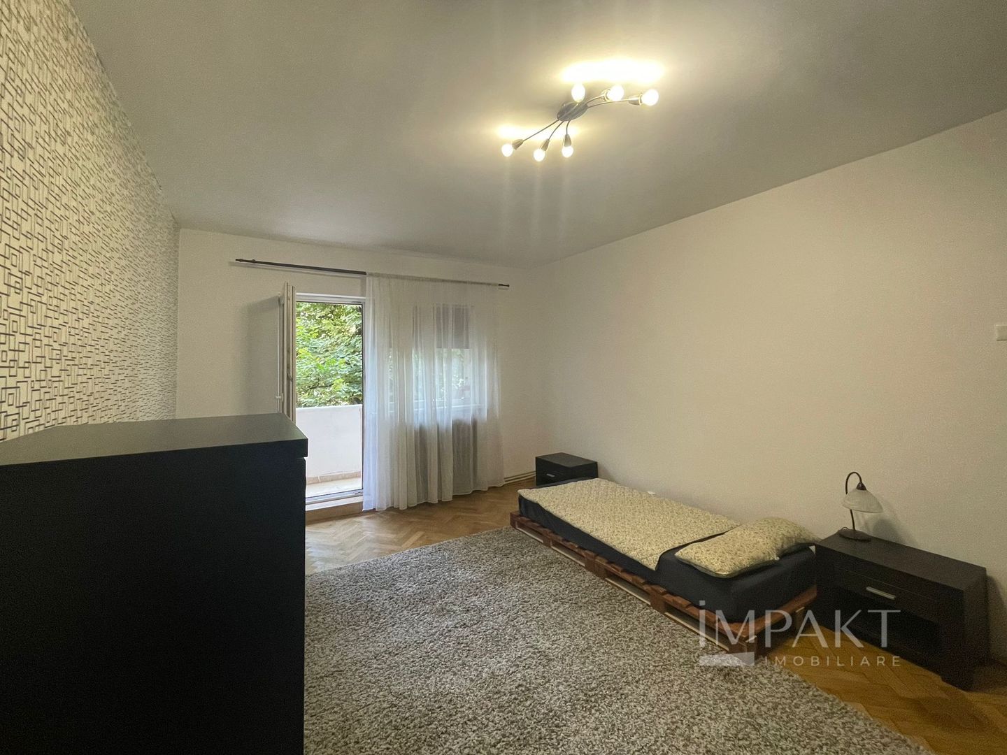 Exclusivitate! Apartament 3 camere decomandate ,  zona BL-Titulescu! - Poză 2