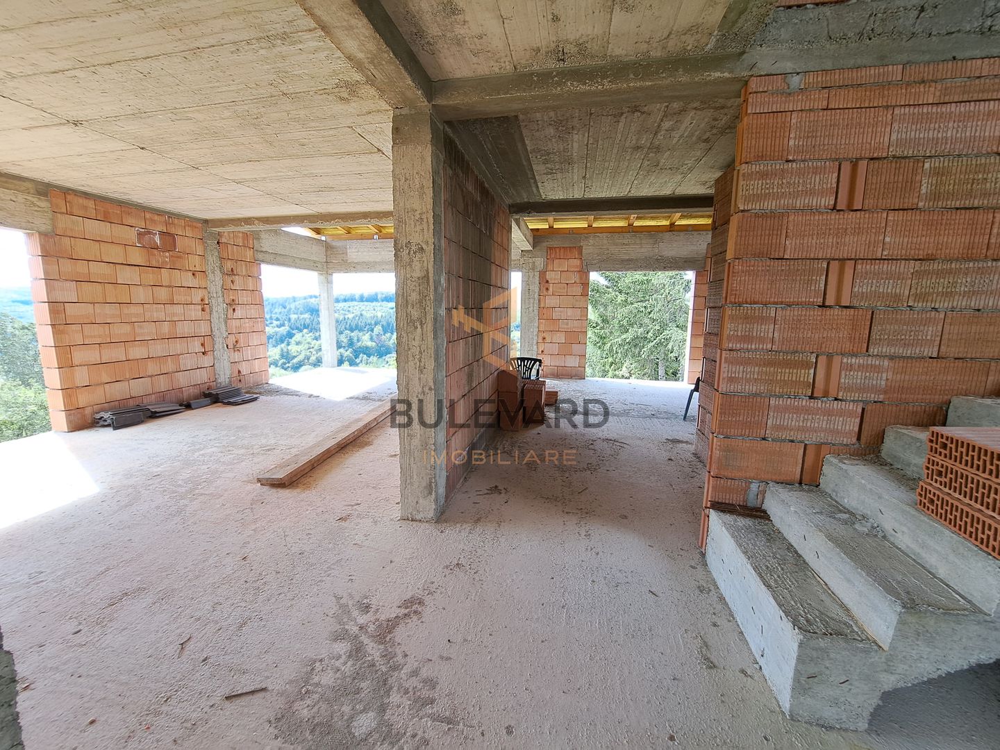 Casa la rosu 172 mp utili, 750 mp teren, view superb! - Poză 9