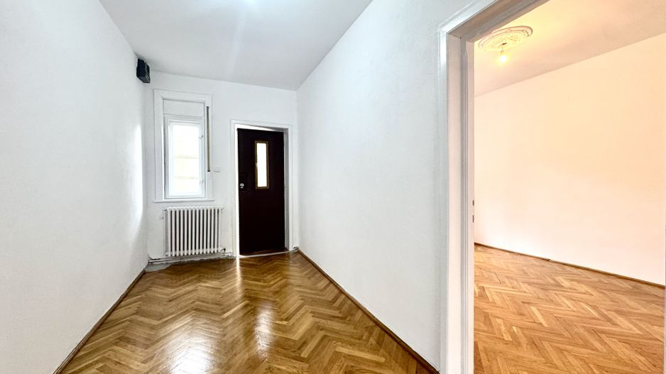 Apartament spațios într-o vilă, cu 2 garaje și terase – zona Iosefin - Poză 5