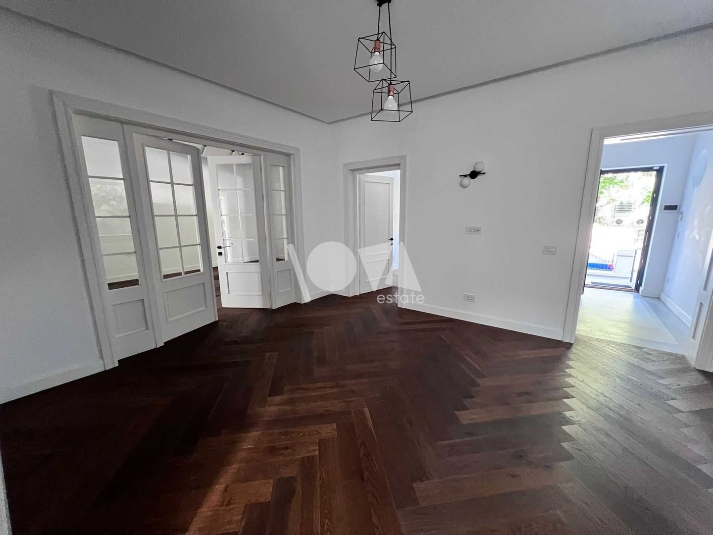 De închiriat: vilă Cotroceni - 12 camere - Louis Pasteur - Poză 2