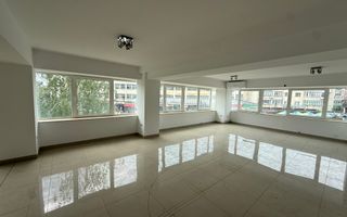 Spatiu comercial 120 mp | Ultracentral Radauti | Vanzare - Poză 13