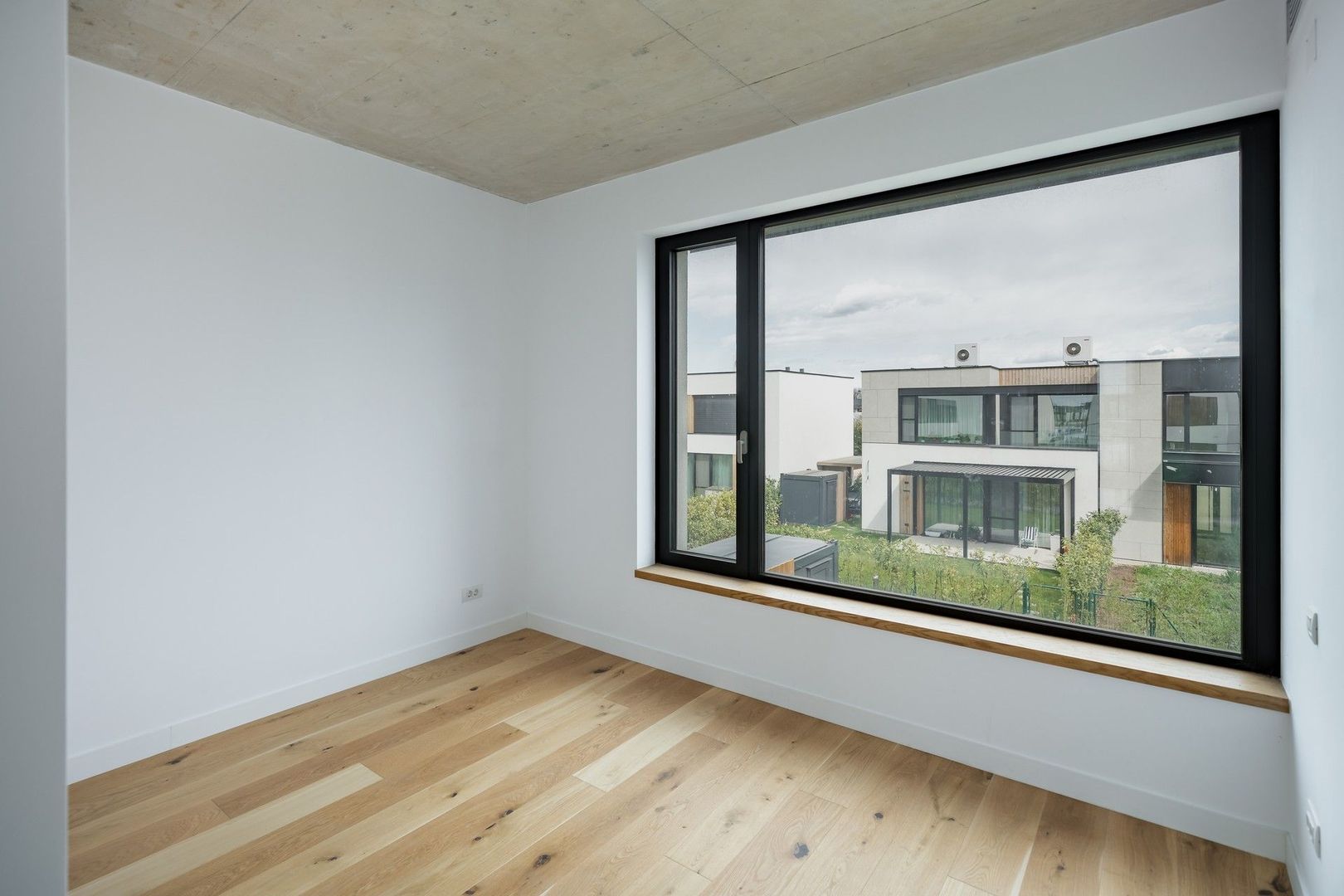 Vila duplex cu 3 camere - preluare leasing - Poză 13