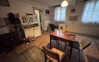 Apartament semidecomandat cu 2 camere | Zonă centrală - Poză 2