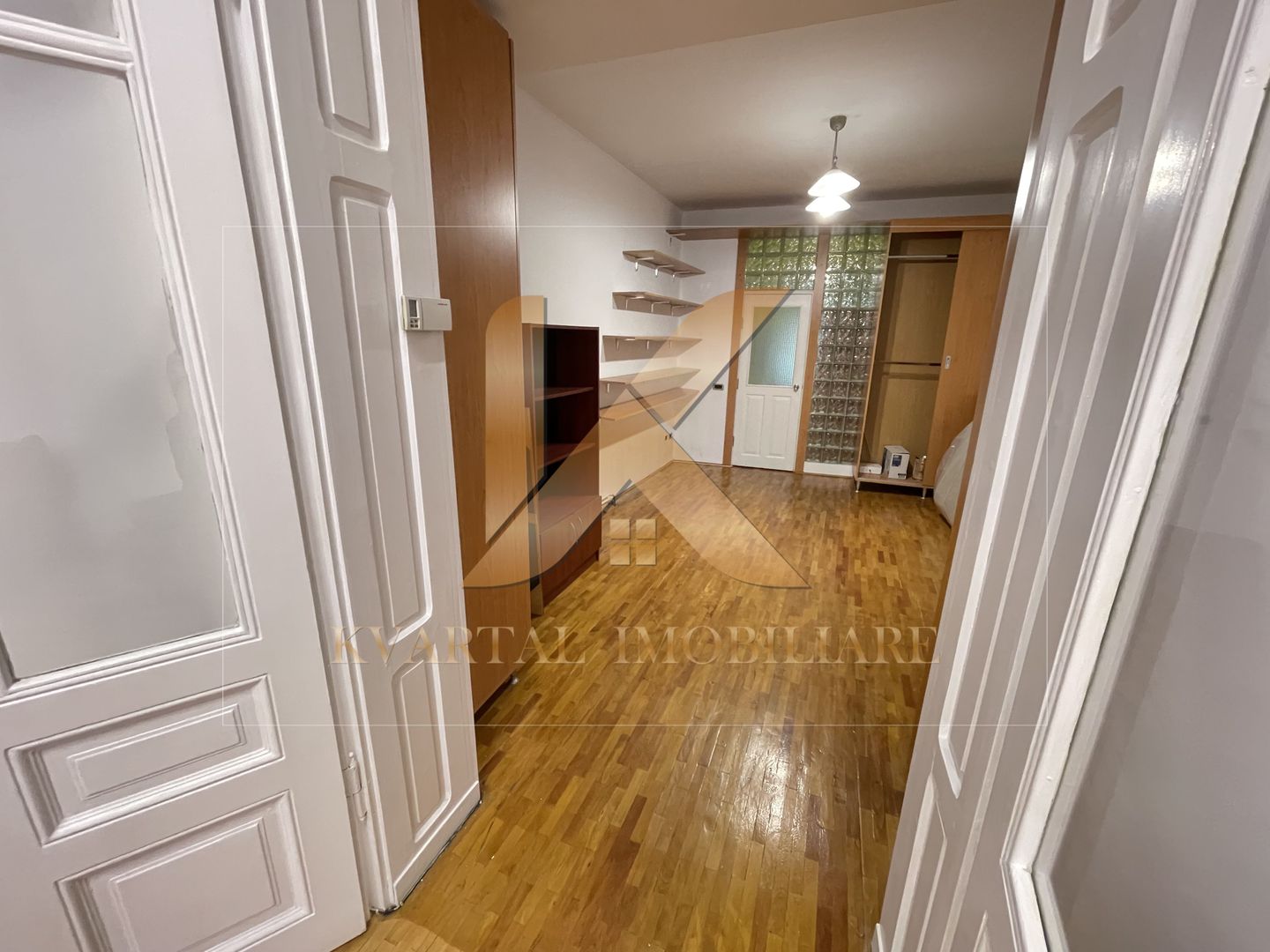 Apartament la cheie 3 camere , parcare 125mp Zona Centrală (Eminescu)! - Poză 5