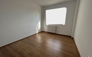 Apartament 3 camere  2 băi | renovat 2025 | parcare - Poză 8