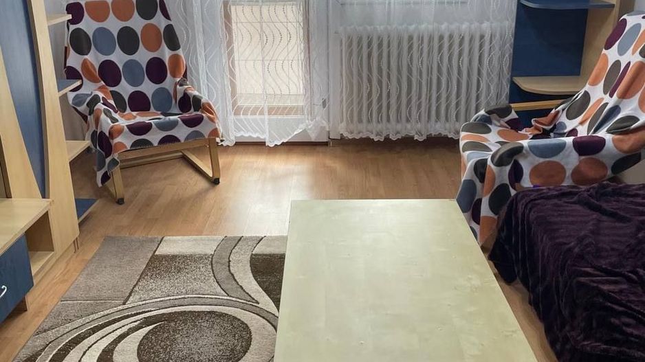 Inchiriere apartament unical 2 camere zona Drumul Taberei - Poză 1