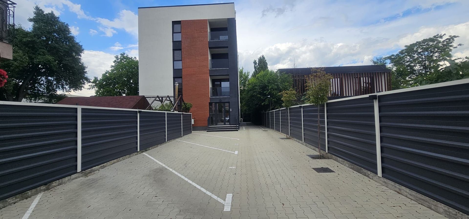 De inchiriat apartament cu 2 camere, Milcov Residence, et. 1, 700 euro - Poză 3