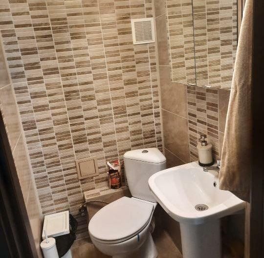 De vânzare apartament 4 camere Militari Veteranilor - Poză 2