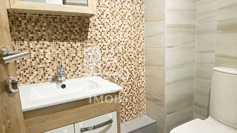 Apartament 3 camere de inchiriat in zona Rogerius, Oradea - Poză 7