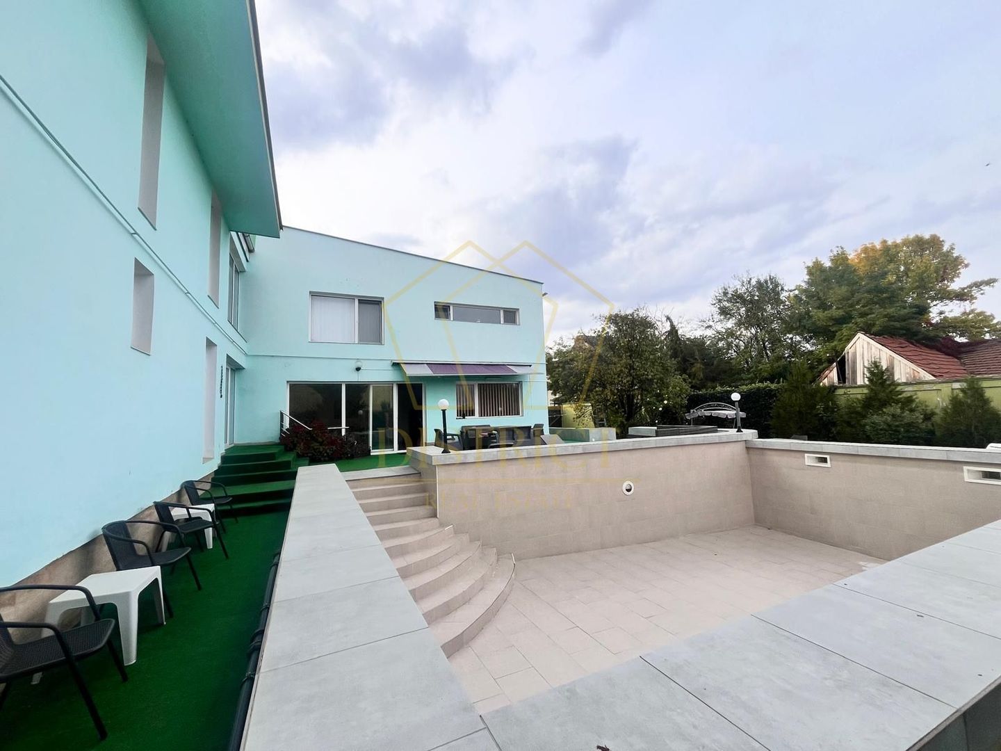 Pensiune superba cu piscina | COMISION 0 | Girocului - Poză 1