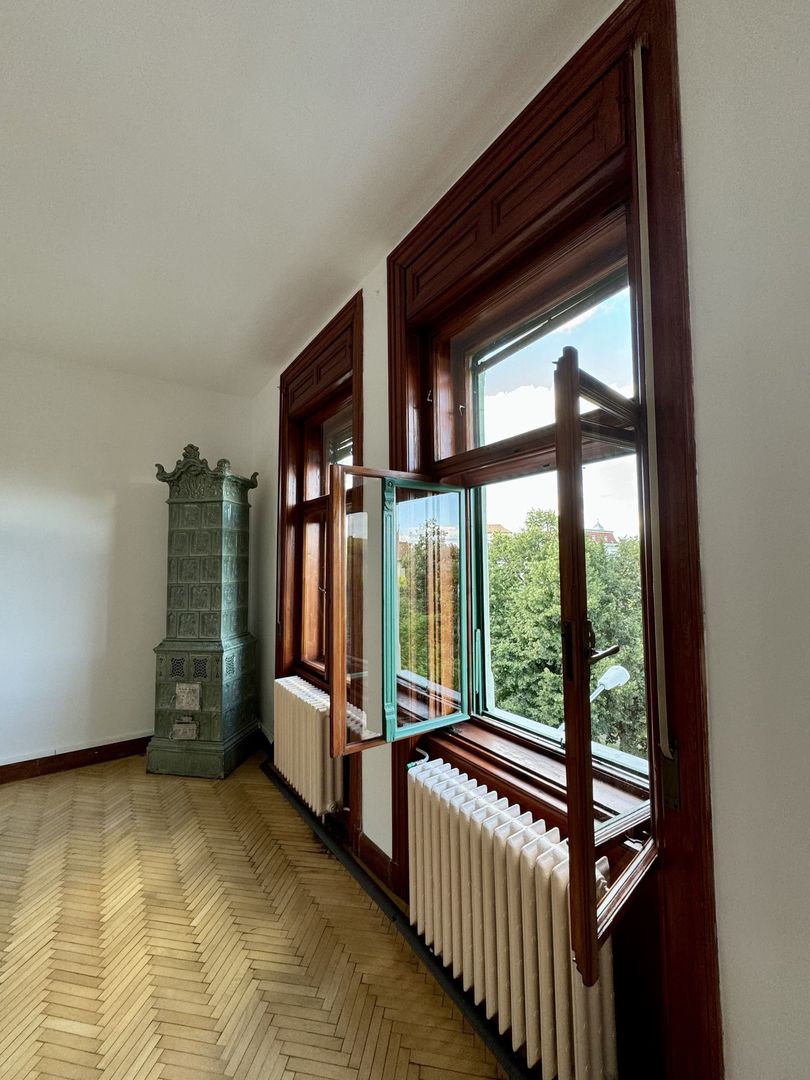 Apartament in clădire istorică P-ta Plevnei cu vedere parc - Poză 28