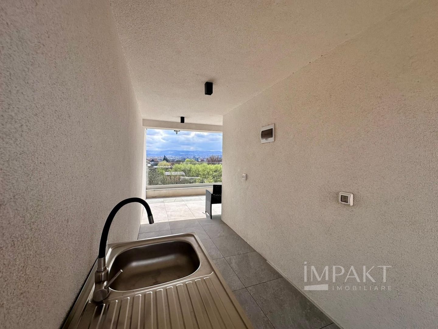Vila | Zona Iris | Ultrafinisata | 120 mp + 350 mp Teren + 70 mp Teras - Poză 16