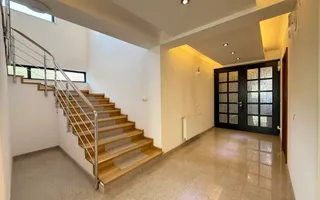 Casa in zona Vitan - Splai, ideala pentru orice tip de activitate sau locuinta - Poză 11