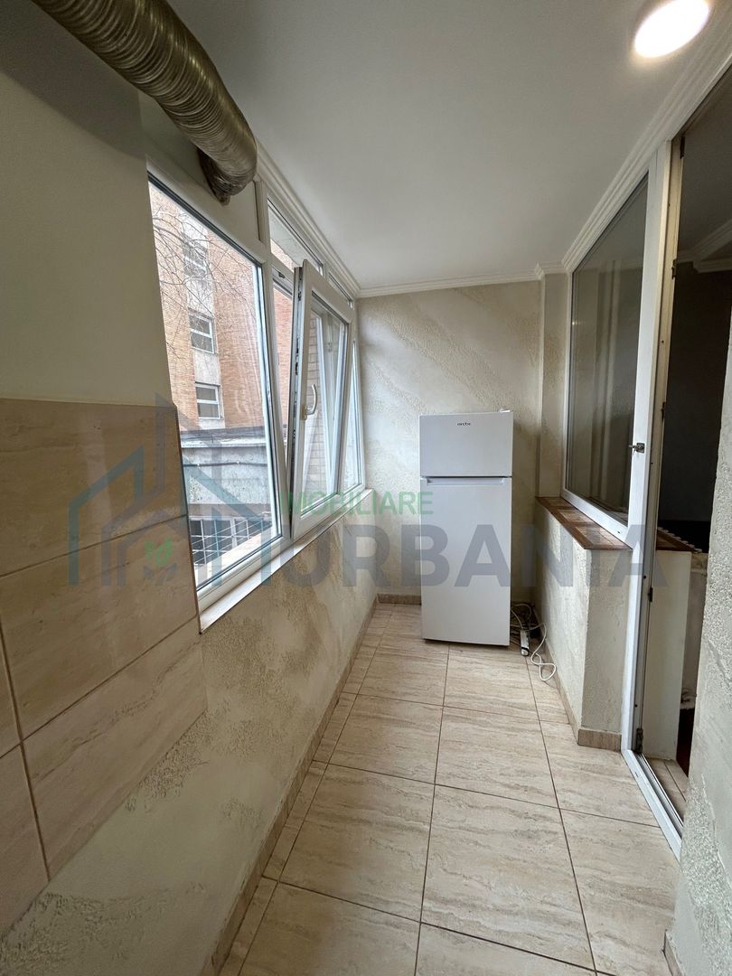 Apartament cu o cameră de închiriat, Tătărași, lângă stația de transport în comun Flux - Poză 8