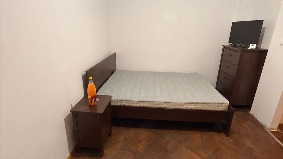 Închiriez garsoniră ultracentrală, Unirii, centrală proprie - Poză 1