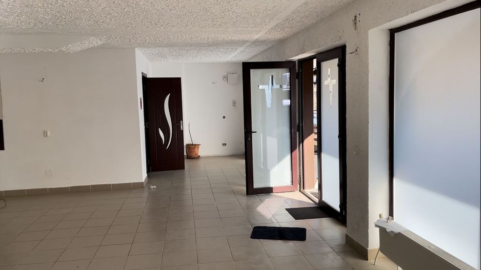 Spațiu comercial de vanzare in Floresti - Poză 3