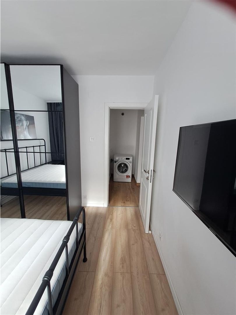 Etaj 1 4 camere  Complexul Studentesc-aproape de Sala Olimpia - Poză 18