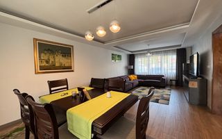 Casa generoasa LA CHEIE, curte 200 mp in Selimbar - Poză 5