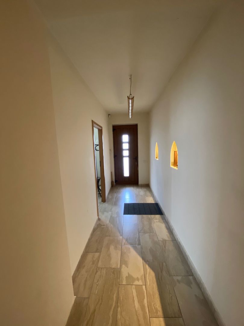 Casa In Dumbravita pretabila birouri sau alte activitati - Poză 17