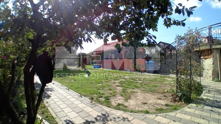 Casa spatioasa cu teren 500 mp | 181.000 EURO - Poză 2